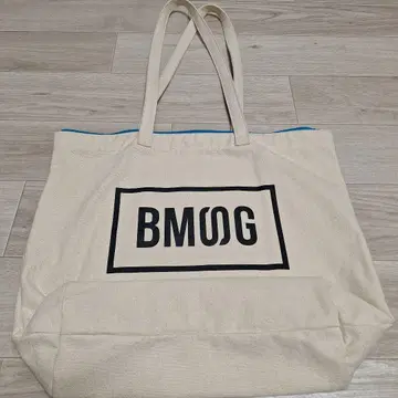BMSG 로고 지퍼 백