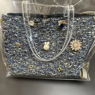 비즈 장식 네이비 계열 핸드백