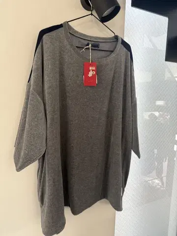 하늘하늘 상점 바이컬러 루즈핏 T셔츠 네이비 x 그레이