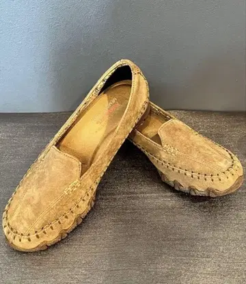 [ 미사용 ] SKECHERS 운동화 로퍼 펌프스 23cm