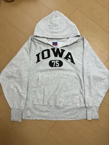 Champion Iowa 75 후드티 L 사이즈 그레이