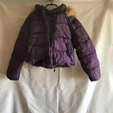 최종 가격 인하 중 새상품 미사용품 다운 자켓 세실 맥비