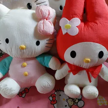 헬로키티 & 마이멜로디 봉제 인형