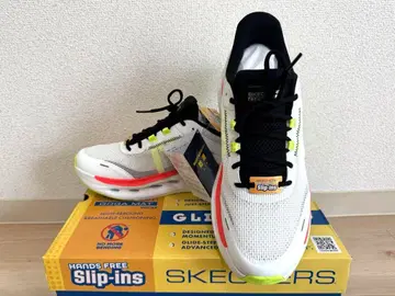 [ 새상품 ] 스케쳐스 슬립인즈 맥스 쿠션 글라이드 단계