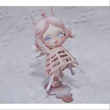 SKULLPANDA The Paradox Being a Butterfly