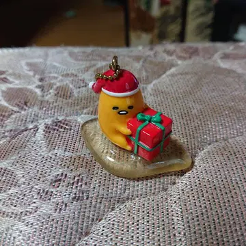 구데타마 크리스마스 키링