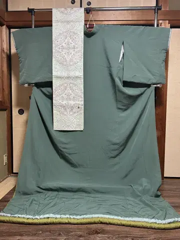 대중 연극 기모노 밑단 끌림 무대 의상
