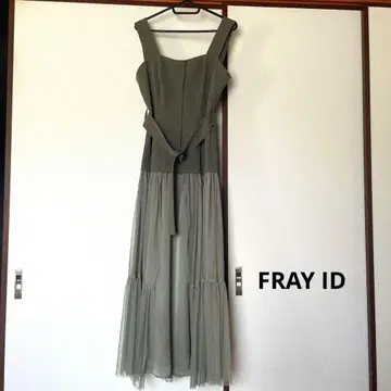 FARY. ID 튤 벨트 포함 타이트 롱 원피스