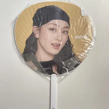 TWICE 부채 피켓 지효