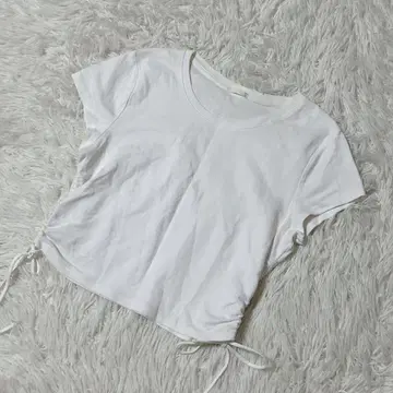 [ c5886 ] GU T셔츠 화이트 반팔 리본