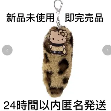 [ 즉시 완판 아이템 ] 갸루 키티 아크릴 키링 꼬리 참 포함 아베일