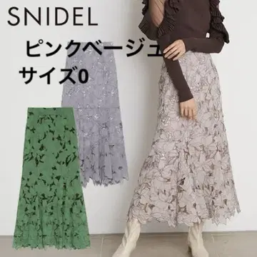 snidel 커팅 레이스 스커트