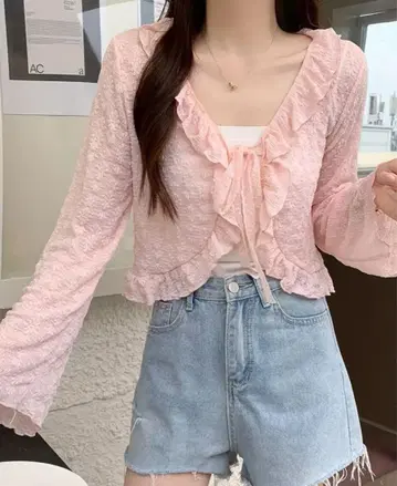 프릴 달린 핑크 가디건