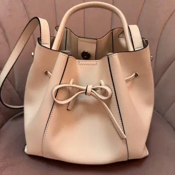 FRAY I.D 프레이 아이디 리본 백 아이보리