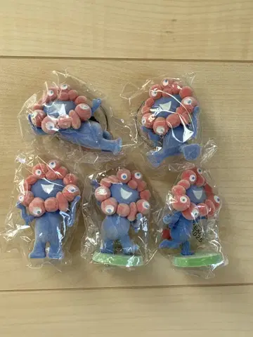 오사카 만박 미야쿠미야쿠 플로키 피규어 5개 풀세트