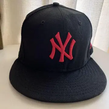 NY 로고 스냅백 캡 블랙