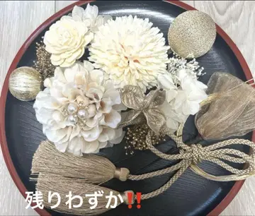 성인식 일본 의류 후리소데 시치고산 머리 장식