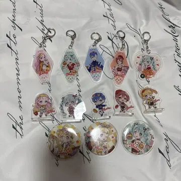VOCALOID 100엔샵 콜라보 굿즈 묶음 판매