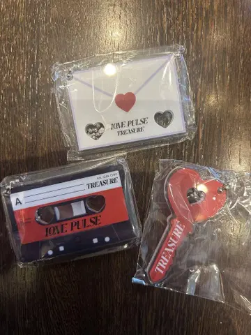 treasure love pulse 팝업 캡슐 토이