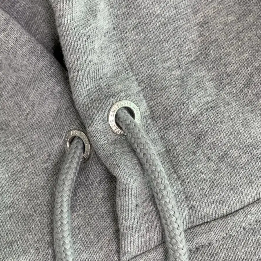 [QR 가능] 아미 스몰로고 하트 후드맨투맨 미개봉 새상품