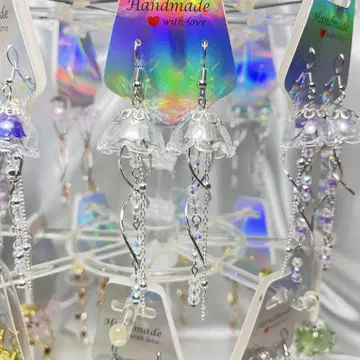 해파리 귀걸이