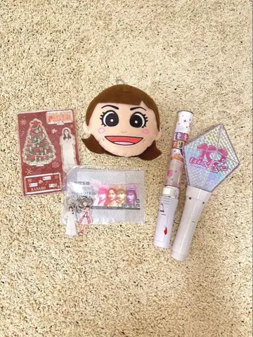 모모이로 클로버 Z 모모클로 모모타 나나코 굿즈 상자 최애 나나코 최애