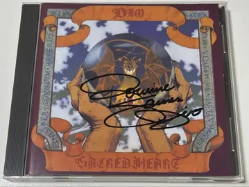 DIO Sacred Heart 사인 포함 CD