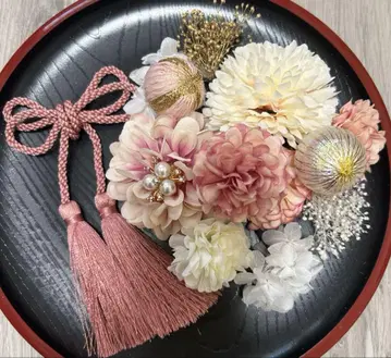 성인식 일본 의류 후리소데 시치고산 머리 장식