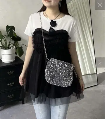 택 포함 새상품! 프로즈베일 프릴튤도킹 페플럼T셔츠 L사이즈