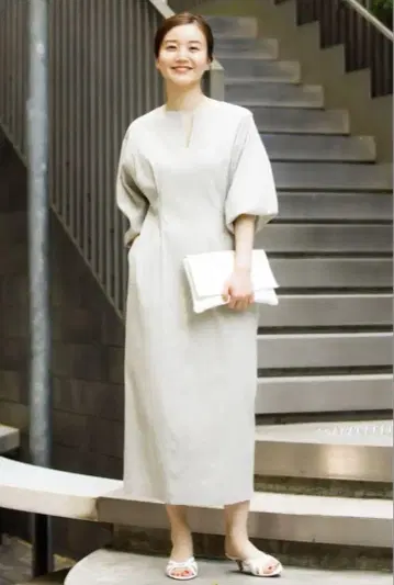 베르메이유 페예나 허리 쉐이프 원피스 그레이 34