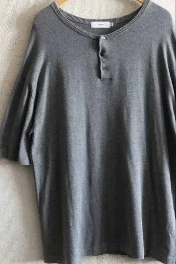 그라프 페이퍼 헨리넥 니트 티셔츠 25011130