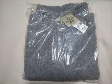 프리미엄 라무 크루넥 스웨터 안야 힌드마치 유니클로 UNIQLO