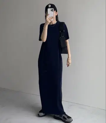 wee9s 데일리 데일리 슈퍼 스트레치 크루넥 플리츠 원피스
