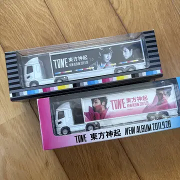 동방신기 TONE 톤트럭 2대 톤트럭 + 뉴스레터 + 투어 팜플렛