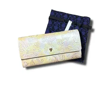 ANNA SUI 안나수이 파피용 장지갑 가마구치