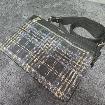 새상품급 ultima TOKYO 클러치 숄더백 체크