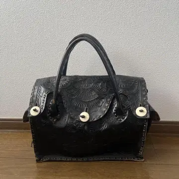 Carvin Tribe 가죽 엠보싱 가공 토트백 아카이브 그런지