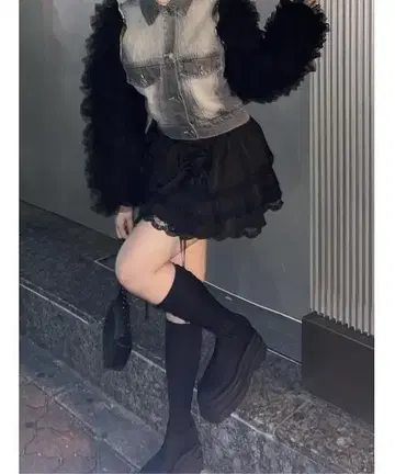 다리치 랜덤 프릴 미니 스커트 Darich