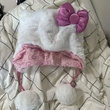 헬로키티 복슬복슬 모자