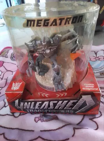 트랜스포머 Unleashed 피규어 턴 어라운드 메가트론