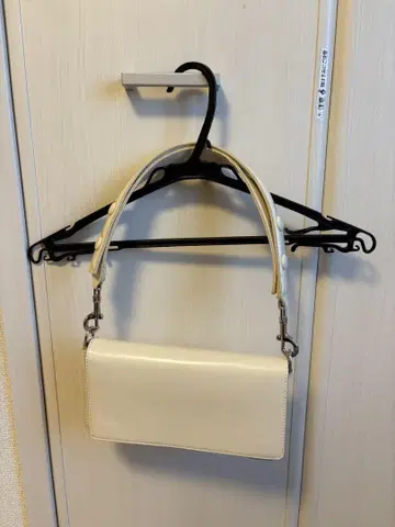 ZARA 핸드백 숄더백 화이트