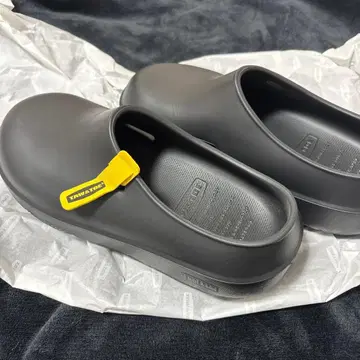 TAW&TOE 슬립온 M 사이즈 샌들