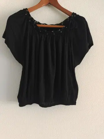 JeanPaul GAULTIER 블랙 상의