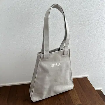 [ 미사용 새상품 ] UN3D. 오리가미 플리츠 토트
