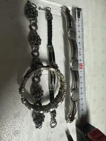 스컬 디자인 실버 팔찌
