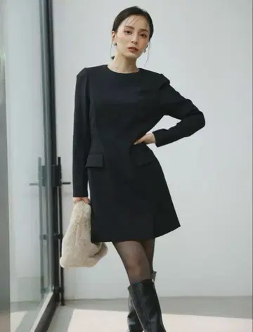 [ 새상품 ] anuans 패널 라인 미니 원피스