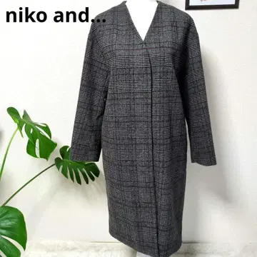 그레이 계열 체크 V넥 롱 코트