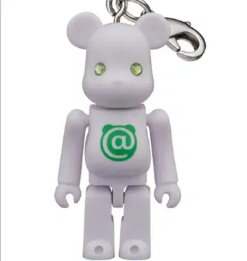 베어브릭 ONELove 화이트 스와로브스키 사용 레어