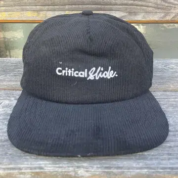 새상품 Critical Slide 크리티컬 슬라이드 코듀로이 캡