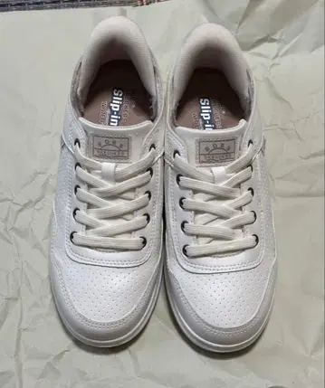 스케쳐스 bobs 슬립인즈 화이트 WIDE FIT 23cm